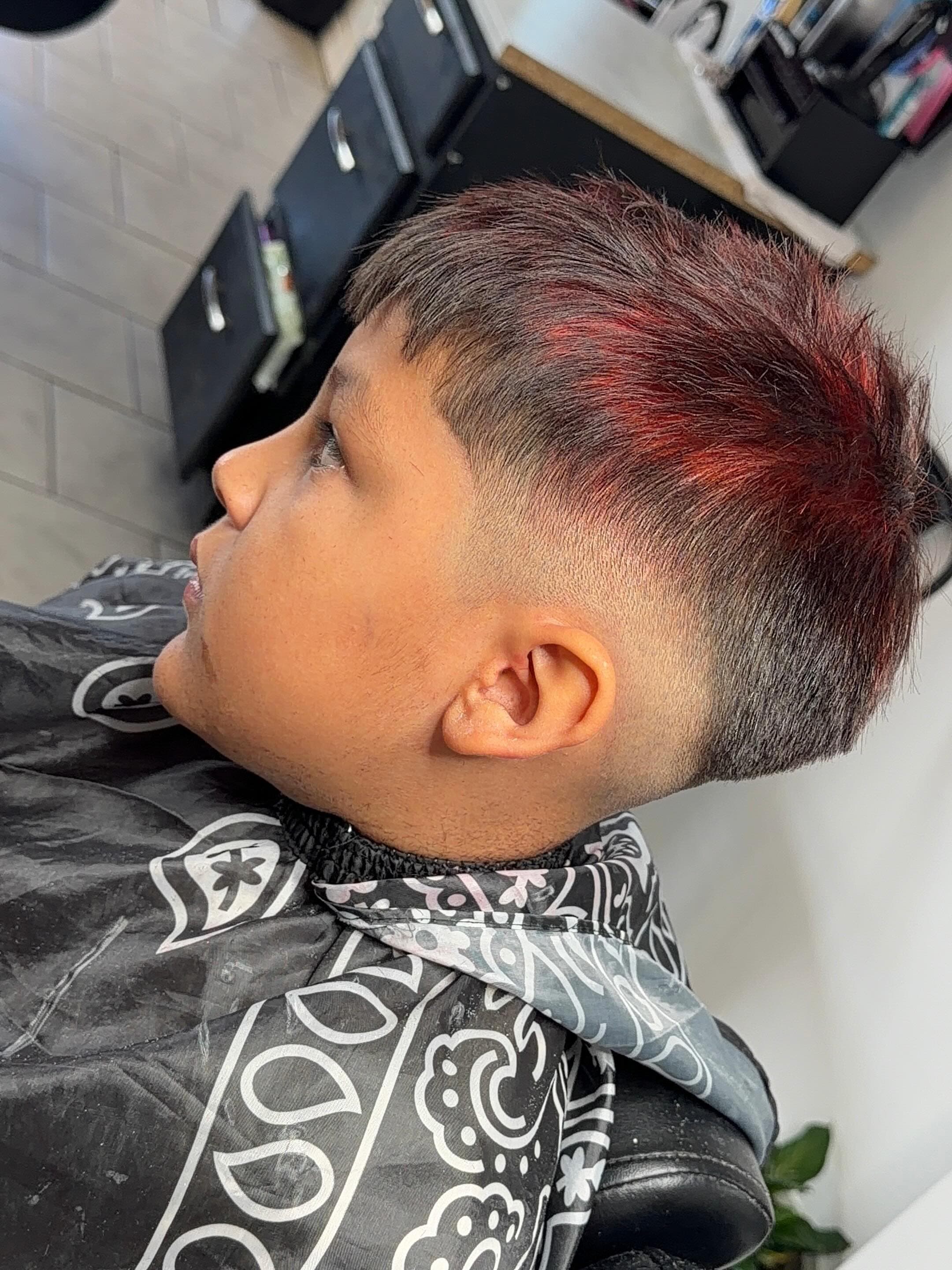 Kids fade with red tone