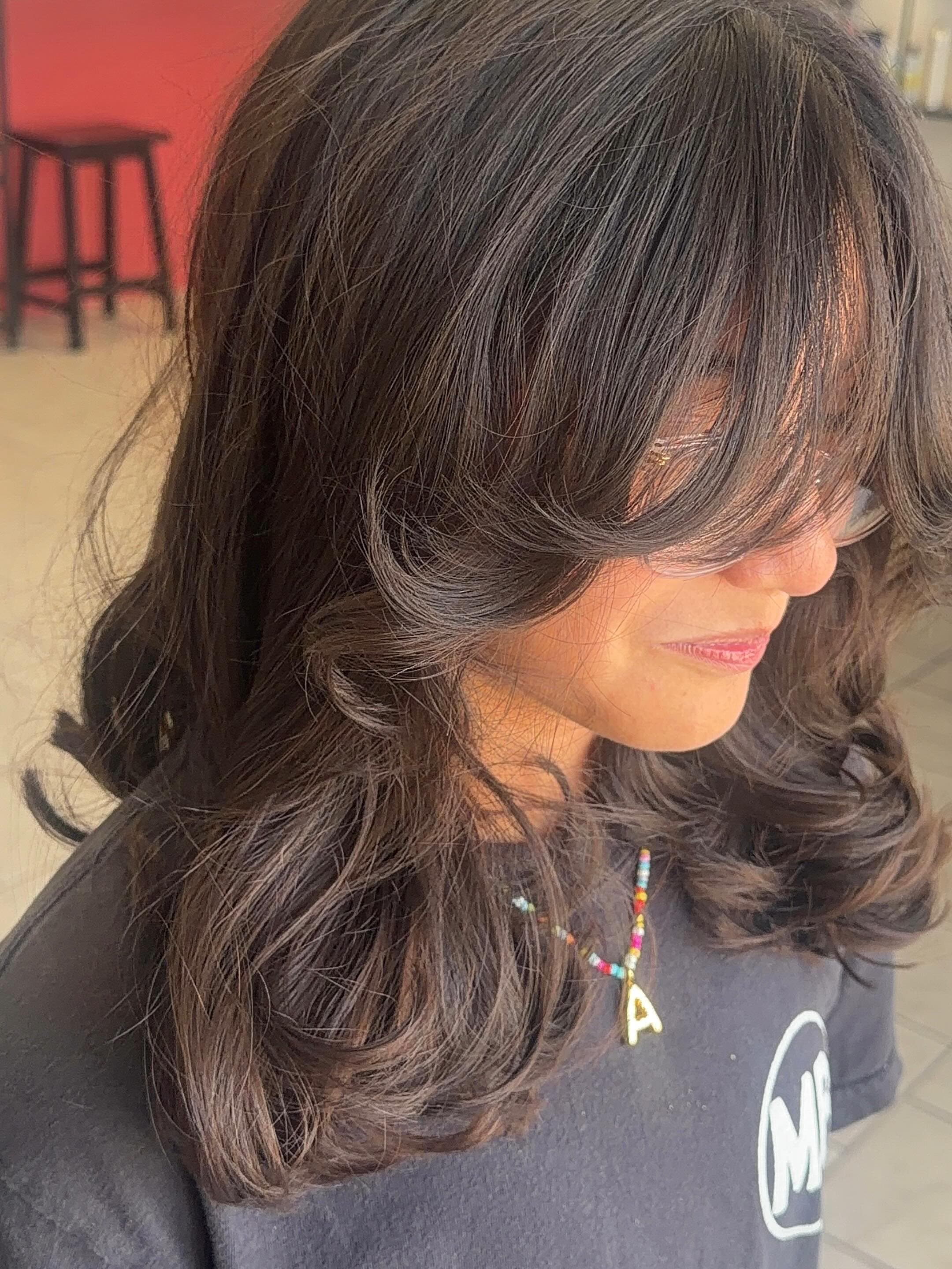 Curtain bangs & layers